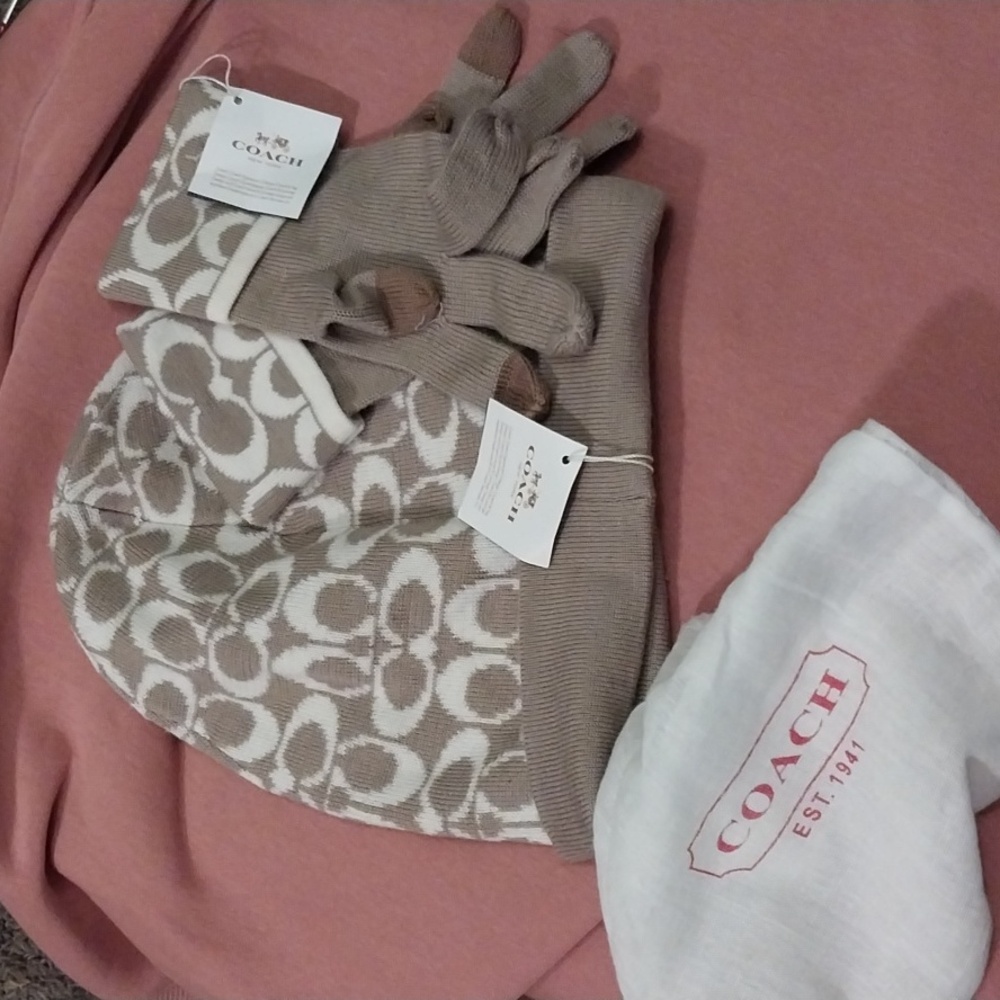 Coach Hat and Glove Set